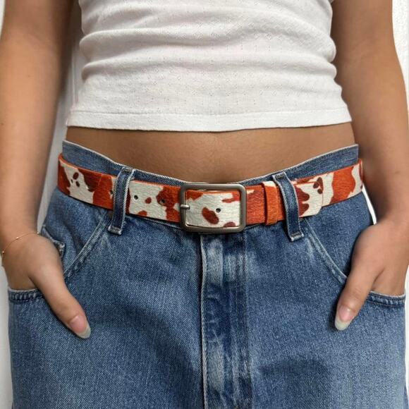 Copied - Cowhide print fur orange WMNS2 - Picture 1 of 4